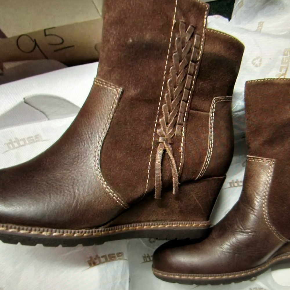 New Earth ankle boots